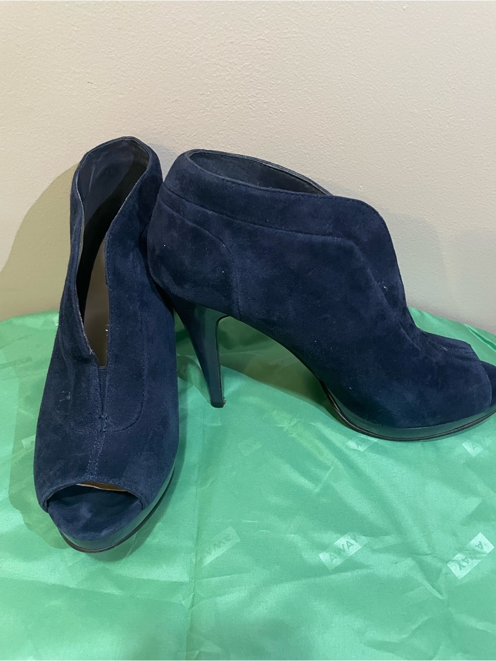 Nine West Women’s Navy Suede Peep-Toe Booties - Picture 5 of 6